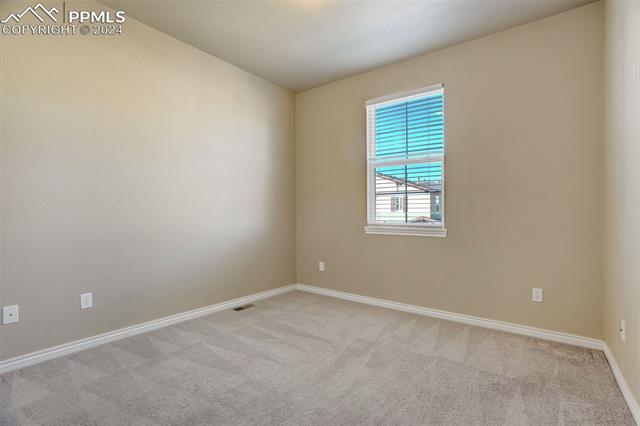 3323 Gladstone Creek Point