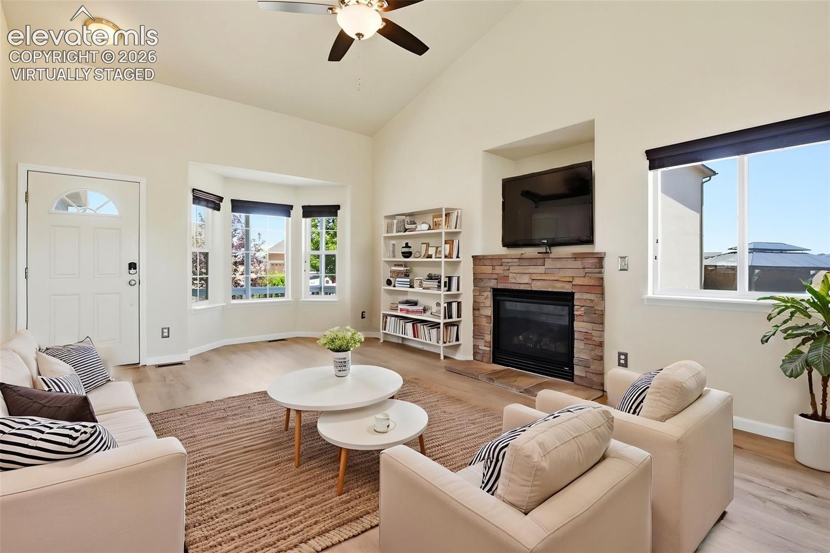 7806 Dutch Loop