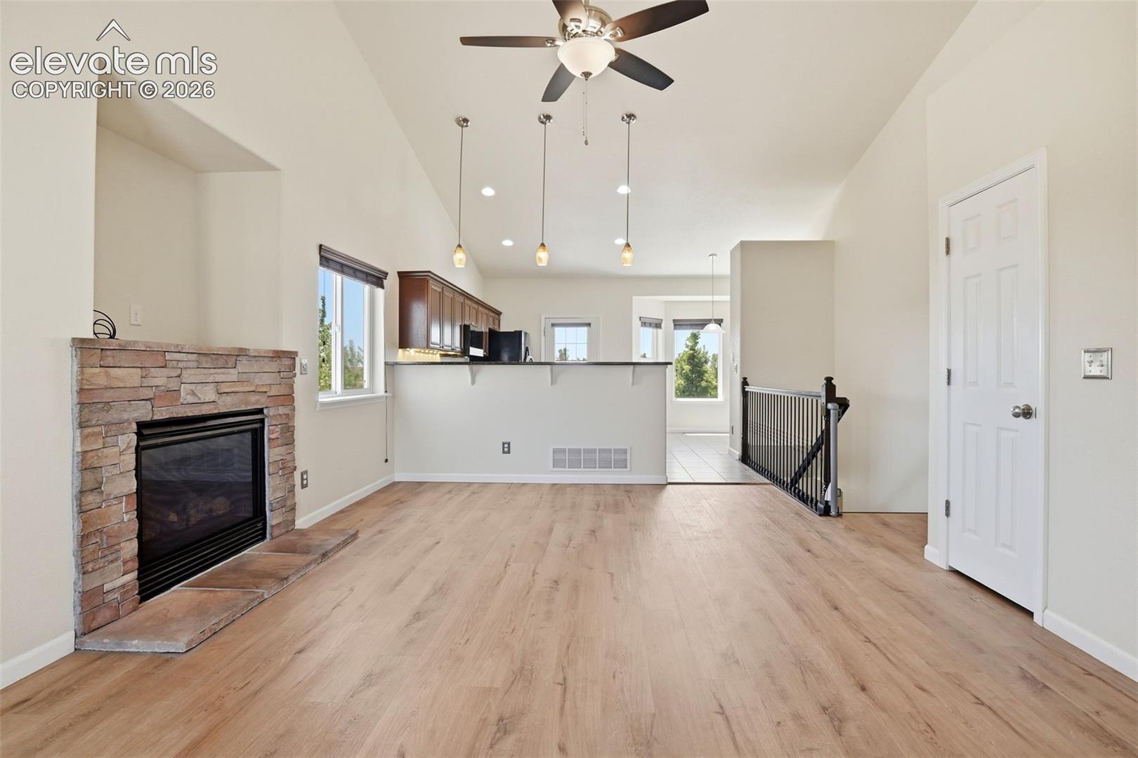 7806 Dutch Loop