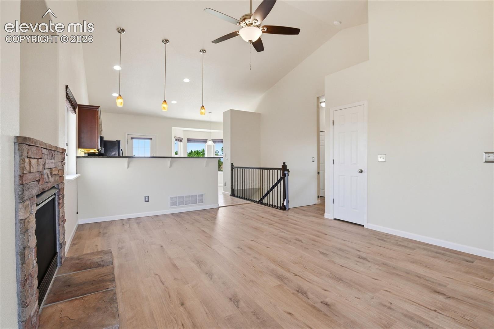 7806 Dutch Loop