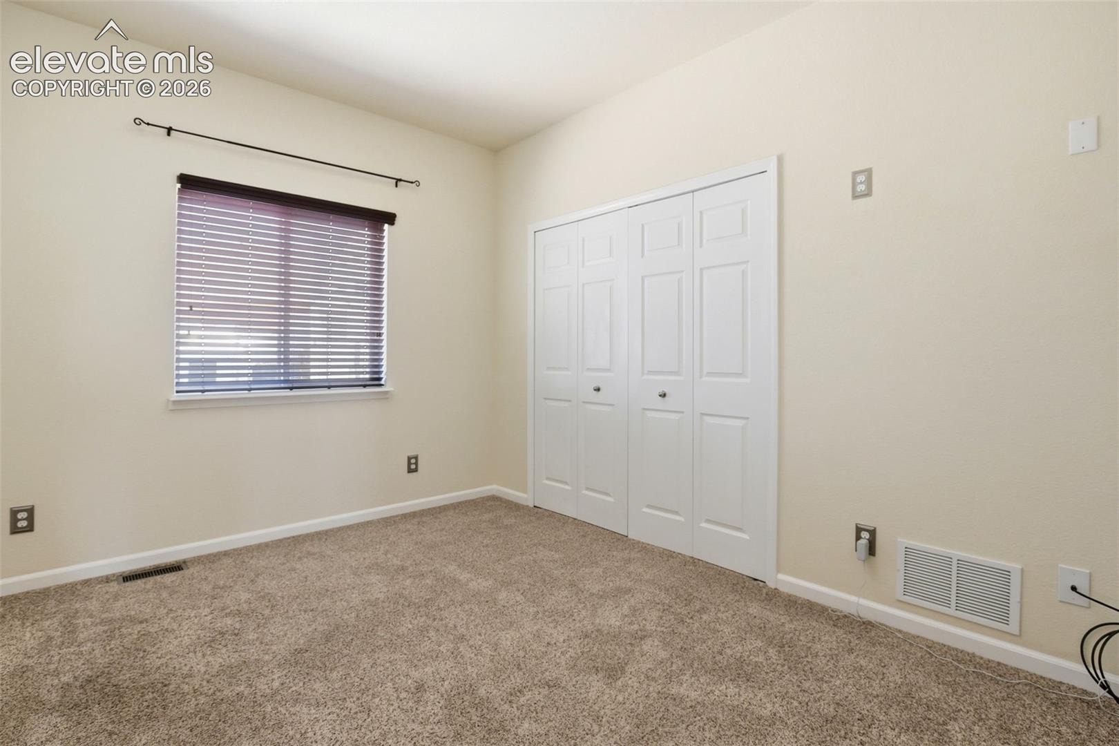 7806 Dutch Loop