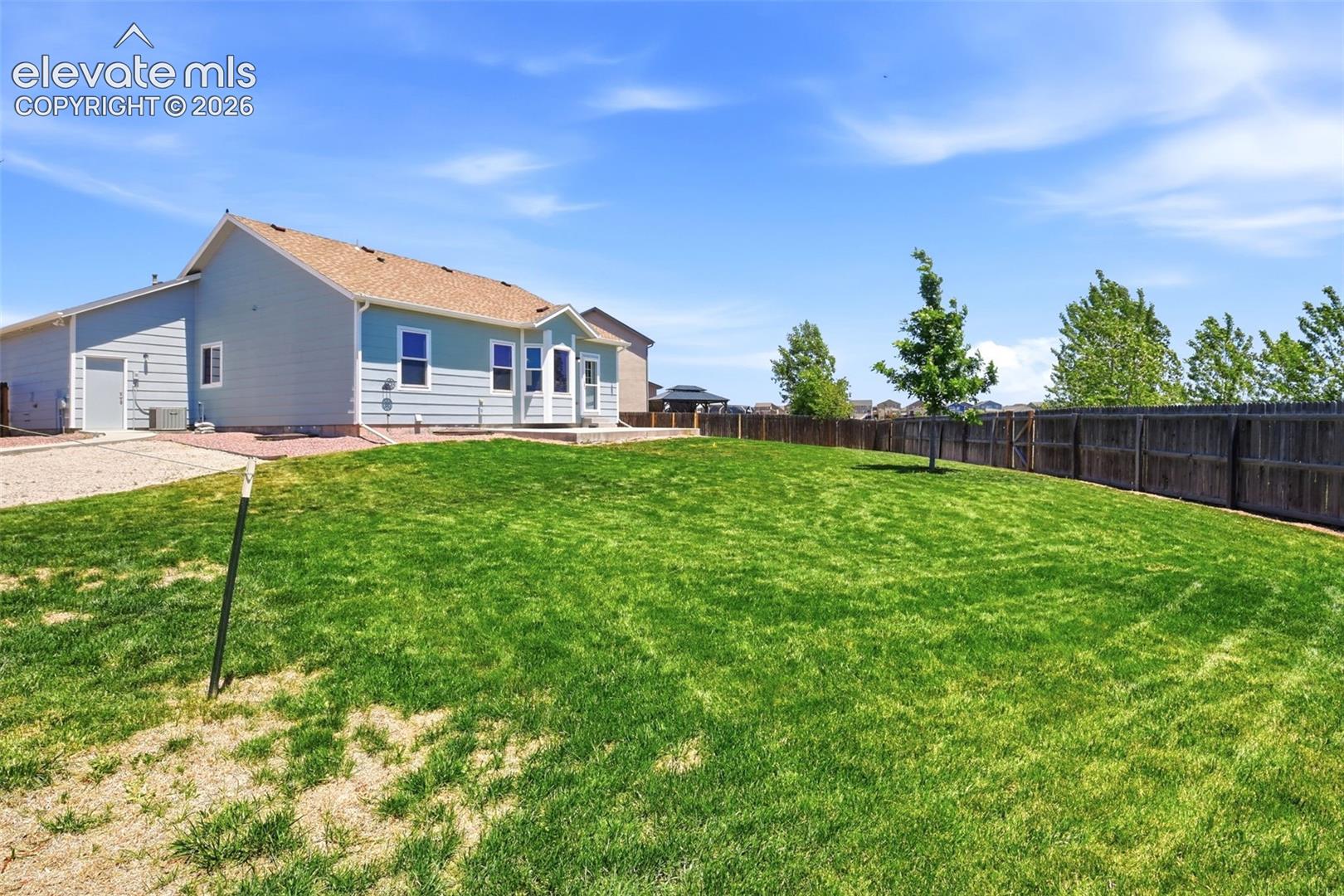7806 Dutch Loop