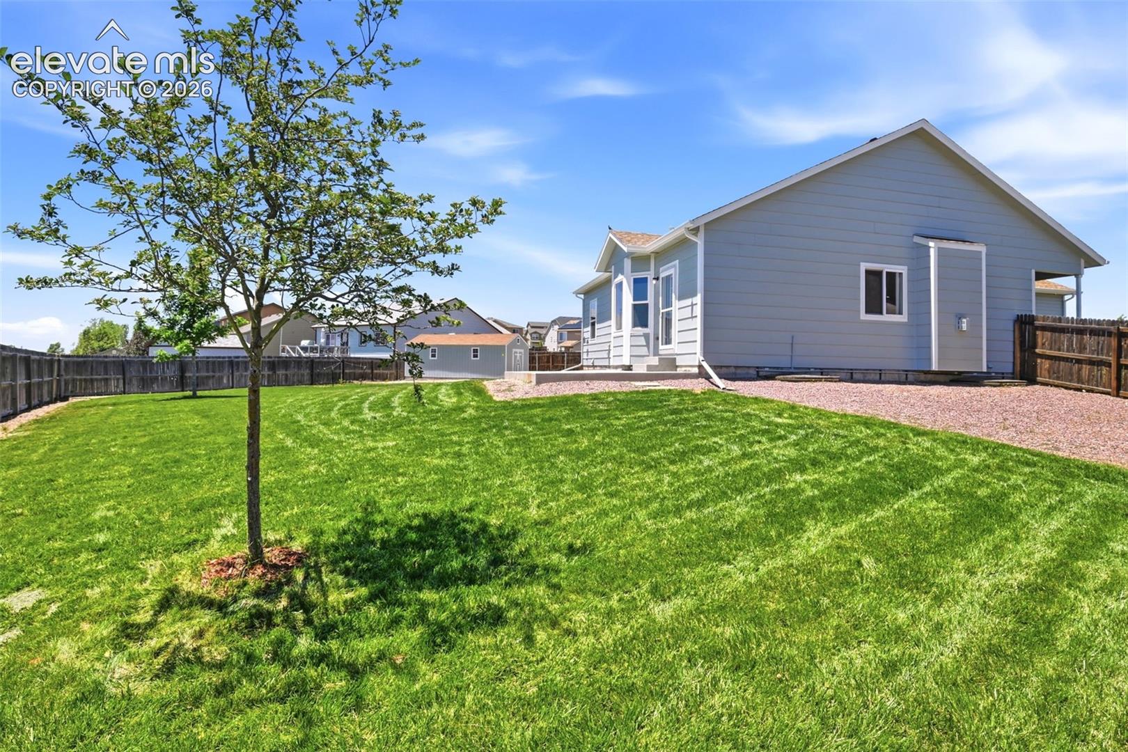 7806 Dutch Loop