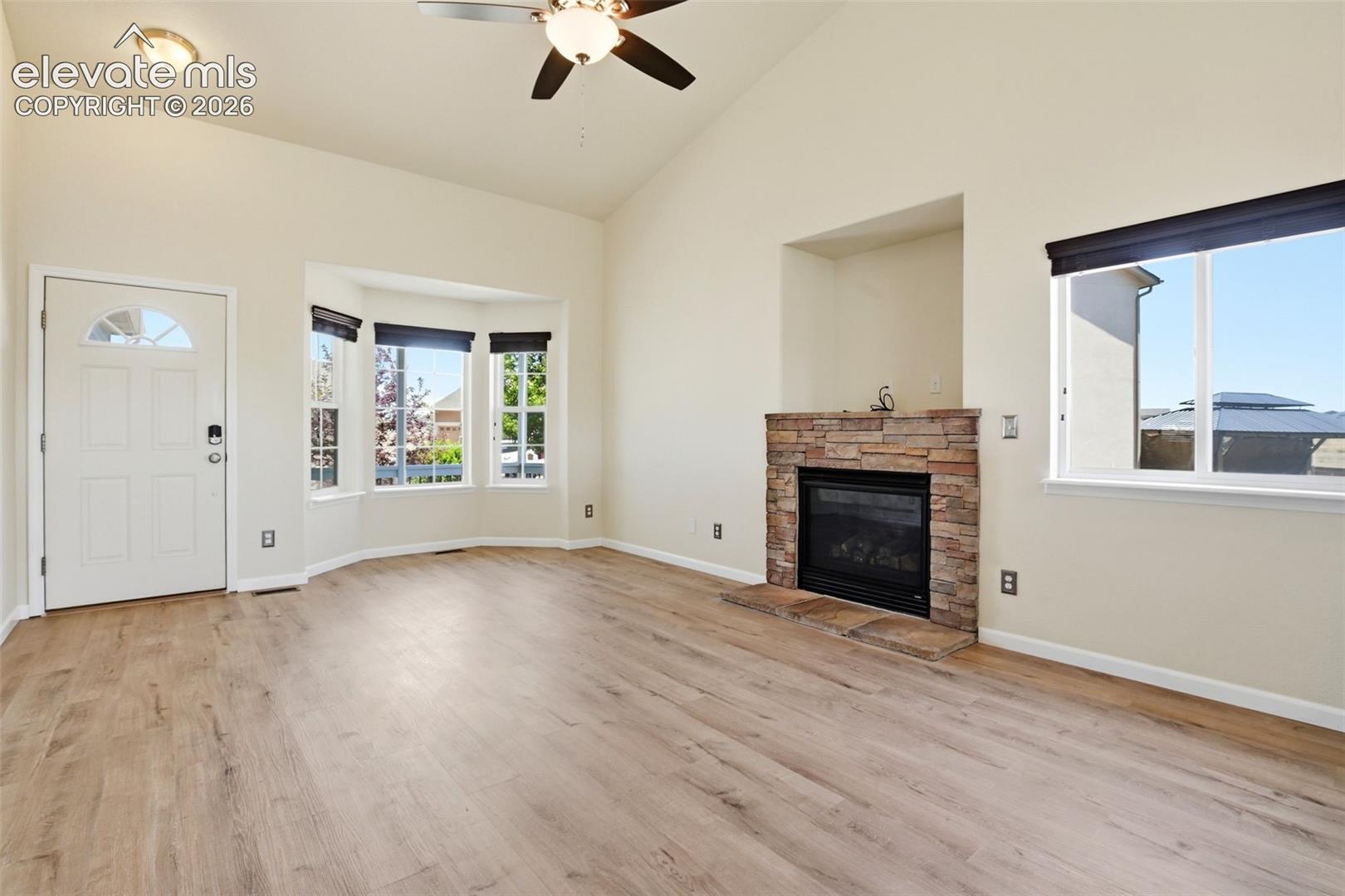 7806 Dutch Loop