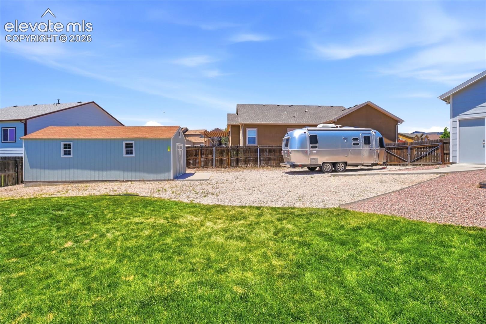 7806 Dutch Loop