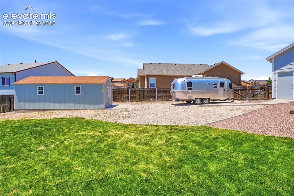 7806 Dutch Loop