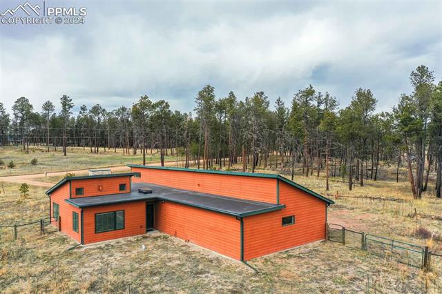 12725 Porcupine Lane