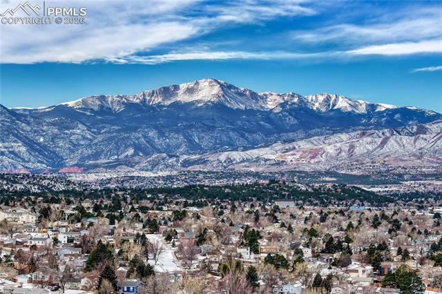 2935 Rolling Wood Loop