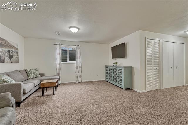 2935 Rolling Wood Loop