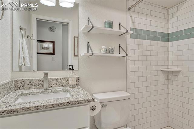 2935 Rolling Wood Loop