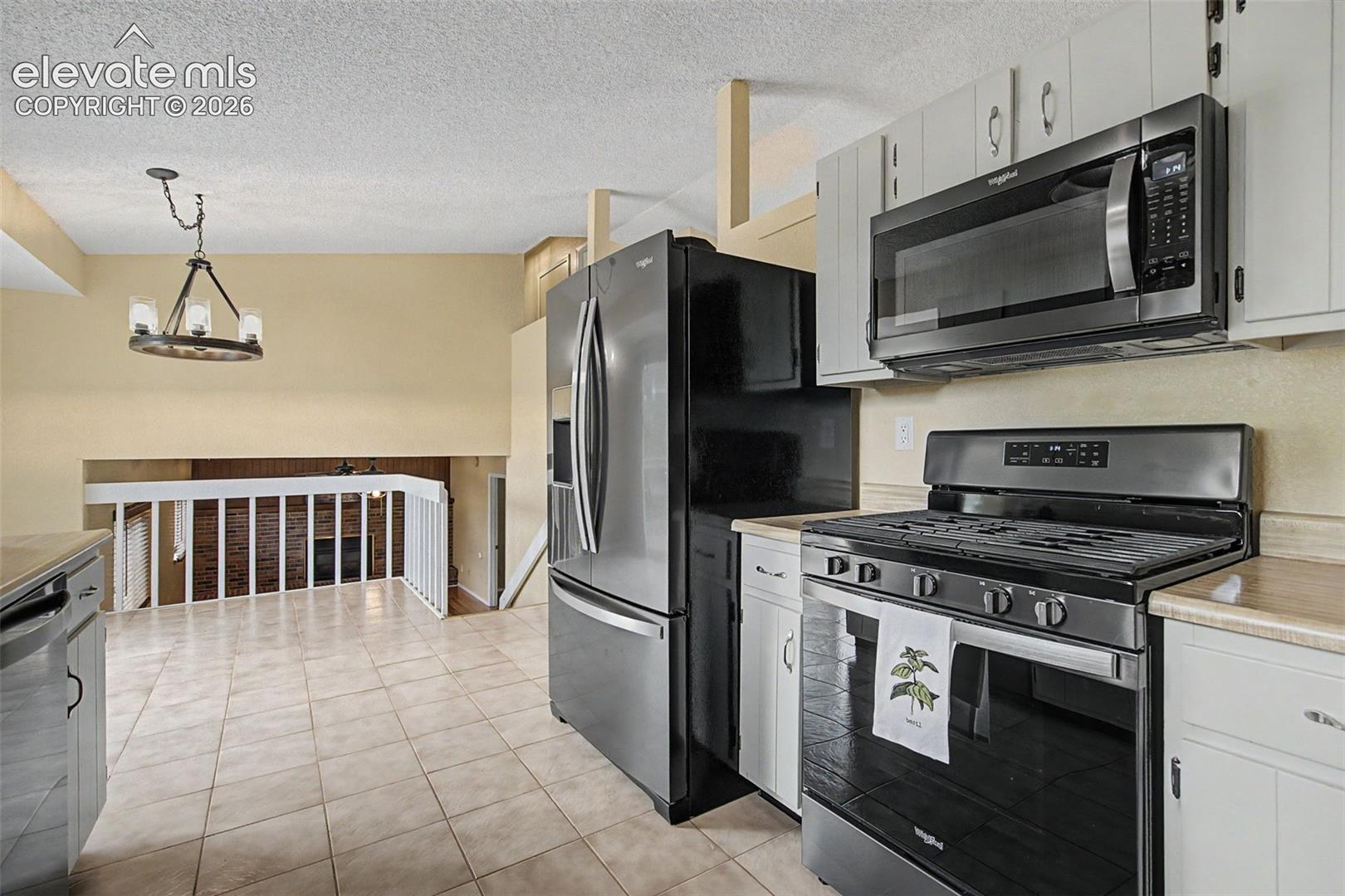 1370 Amstel Drive