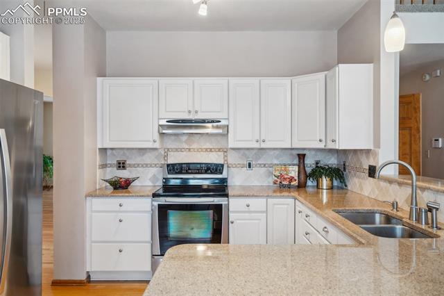 2432 Craycroft Drive