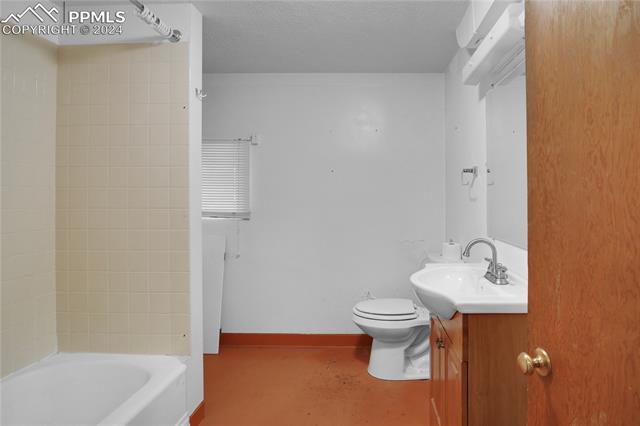 815 E Platte Avenue