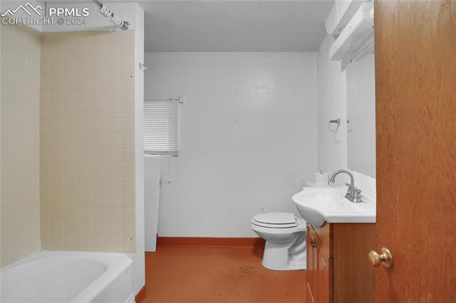 815 E Platte Avenue