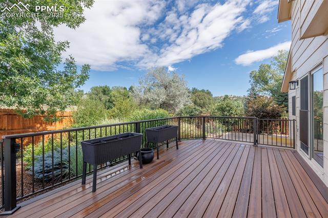 6706 War Eagle Place