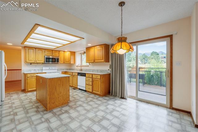 6706 War Eagle Place