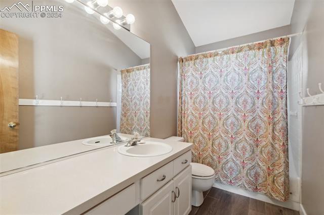 4710 Russett Oak Court