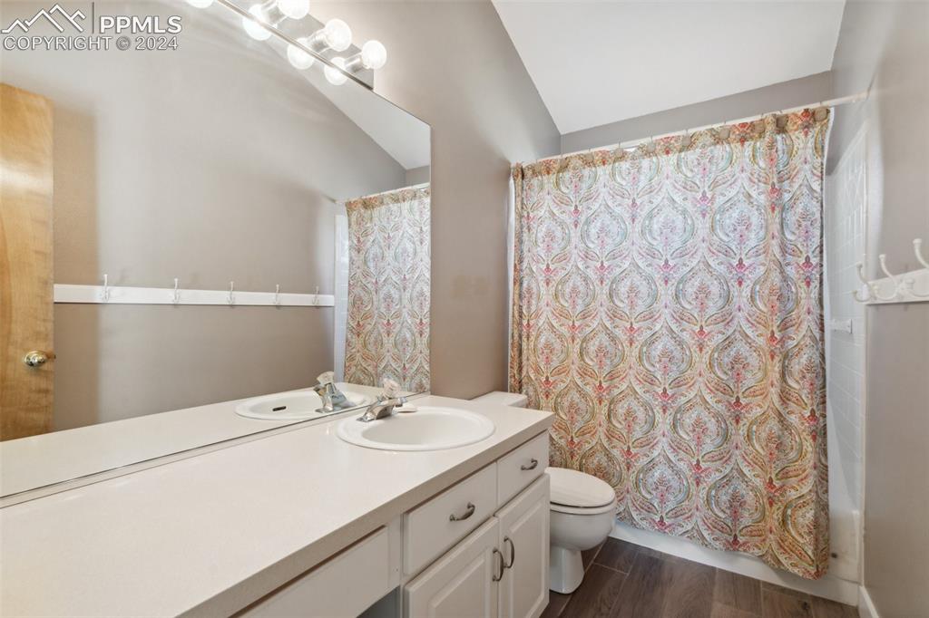 4710 Russett Oak Court
