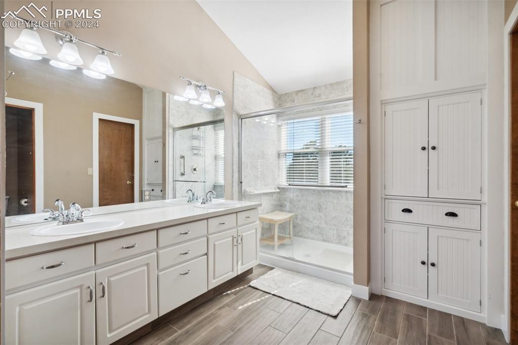 4710 Russett Oak Court