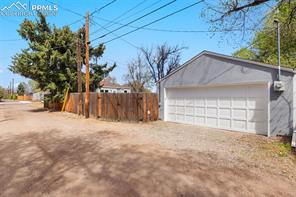 1023 E San Miguel Street