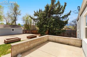 1023 E San Miguel Street