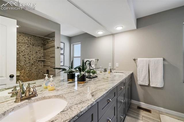 6940 Franciville Road