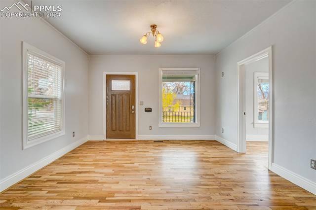 926 E San Miguel Street