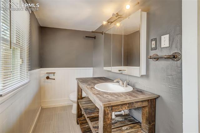 926 E San Miguel Street