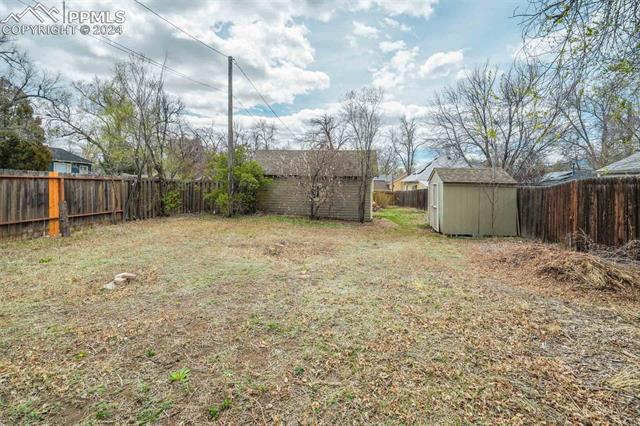 926 E San Miguel Street