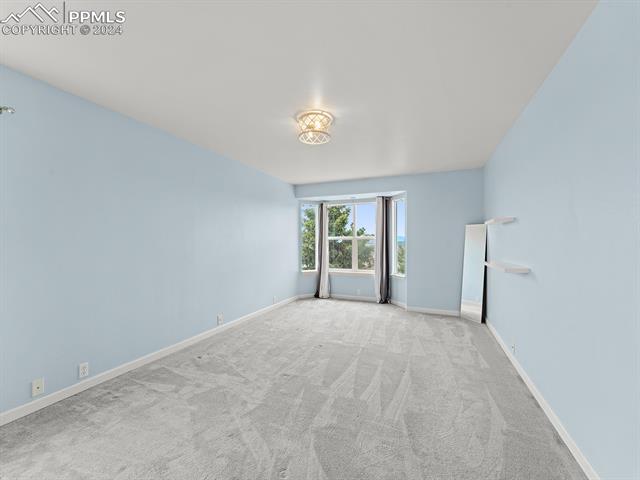 12373 Pine Valley Circle