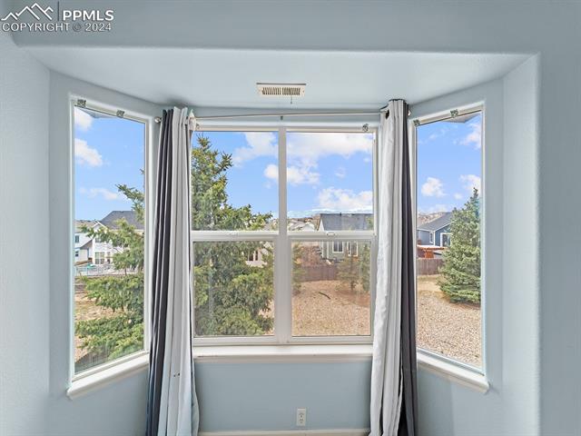 12373 Pine Valley Circle