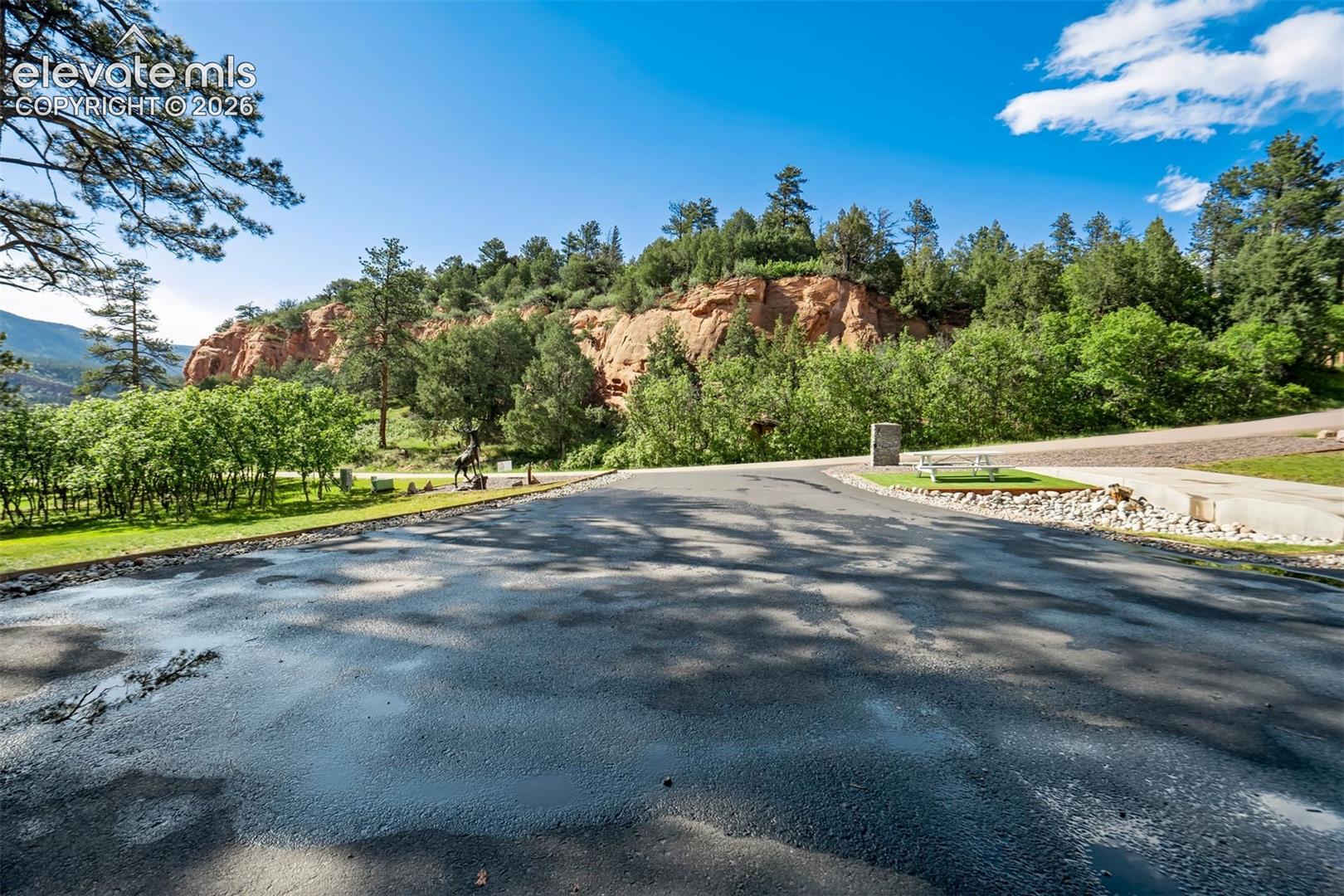 4998 Chippewa Drive
