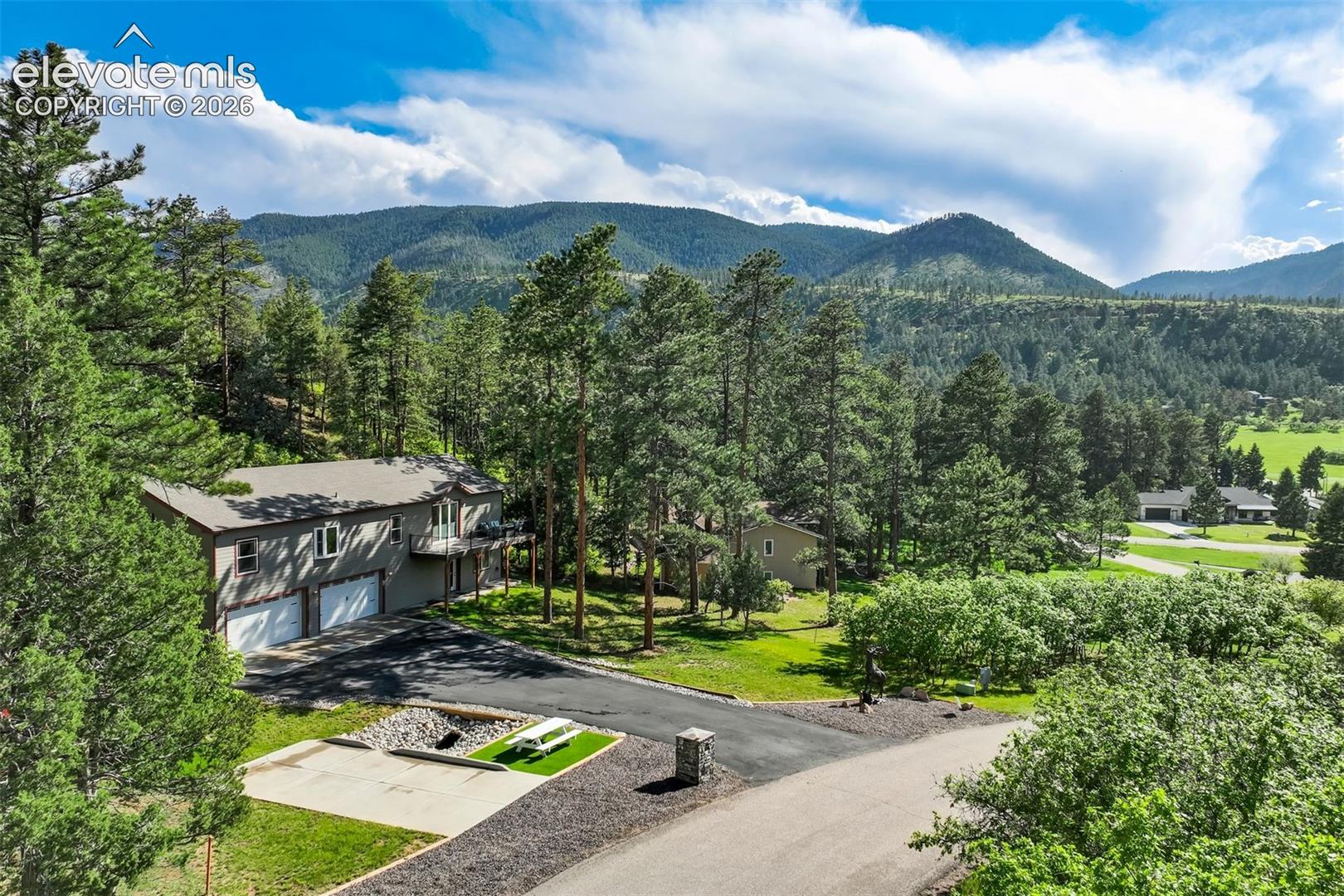 4998 Chippewa Drive