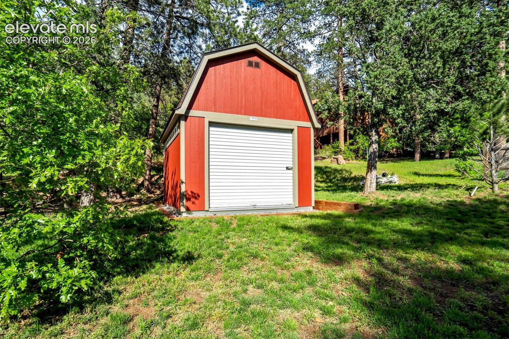 4998 Chippewa Drive