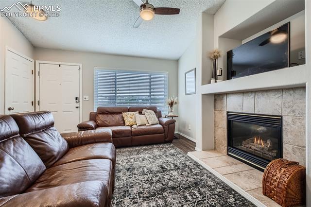 6640 Oakwood Boulevard