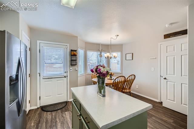 6640 Oakwood Boulevard