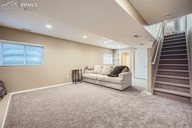 6640 Oakwood Boulevard