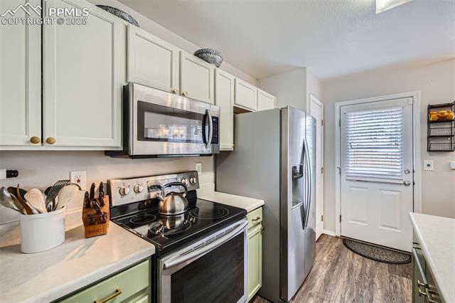 6640 Oakwood Boulevard