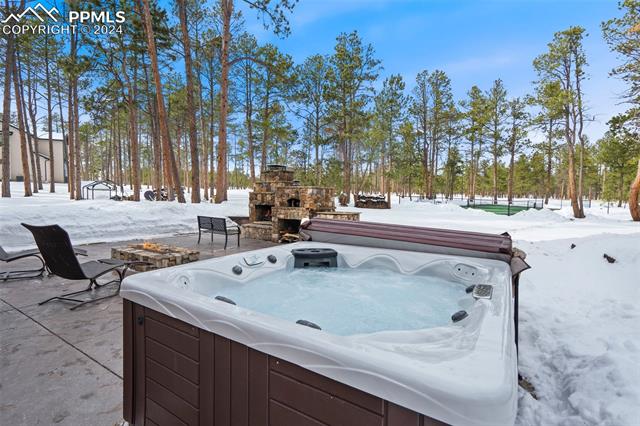 15054 Snowy Pine Point