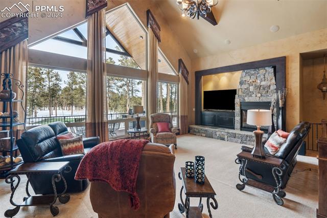 15054 Snowy Pine Point