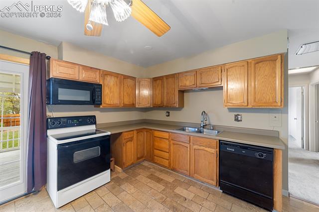 2012 S El Paso Avenue