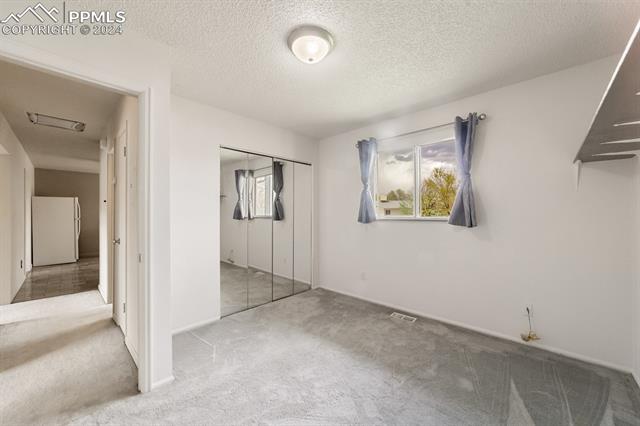 2012 S El Paso Avenue