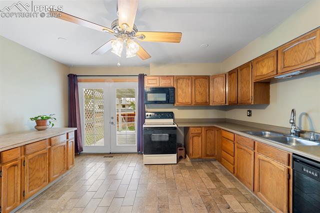 2012 S El Paso Avenue