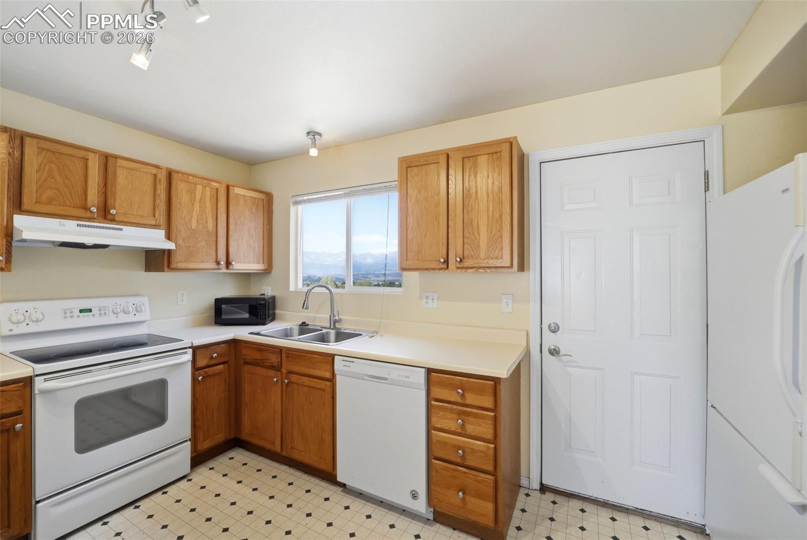 2650 Bannister Court