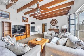 2716 Marilyn Road