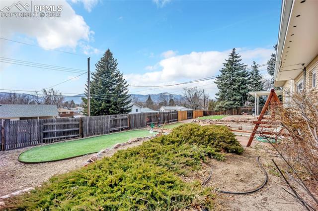 2716 Marilyn Road