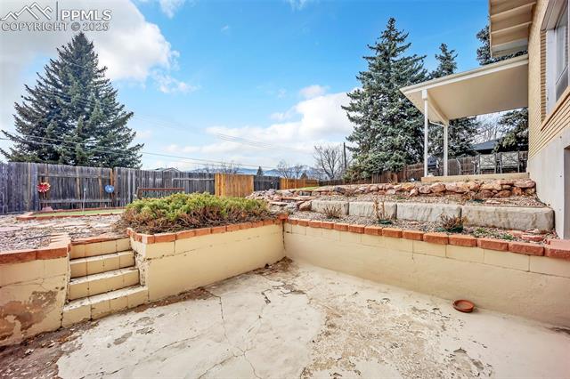 2716 Marilyn Road