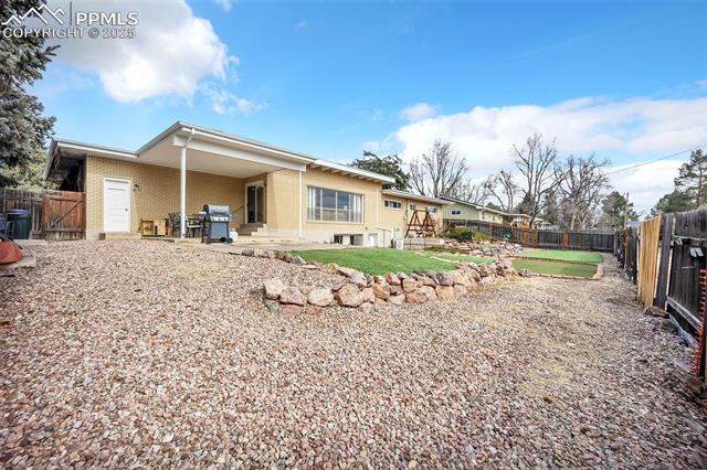 2716 Marilyn Road