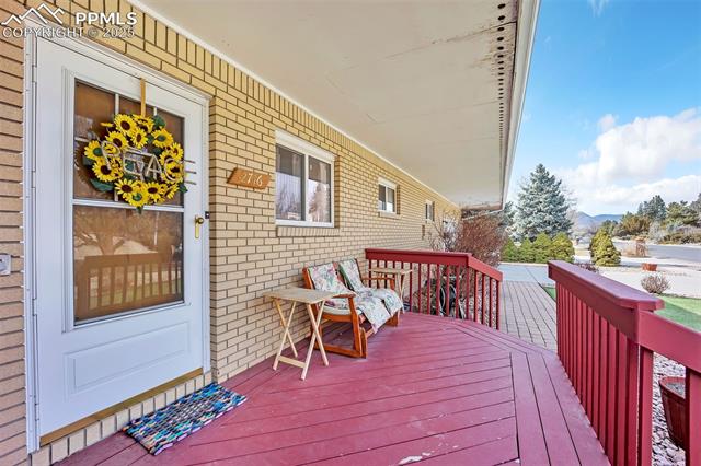 2716 Marilyn Road