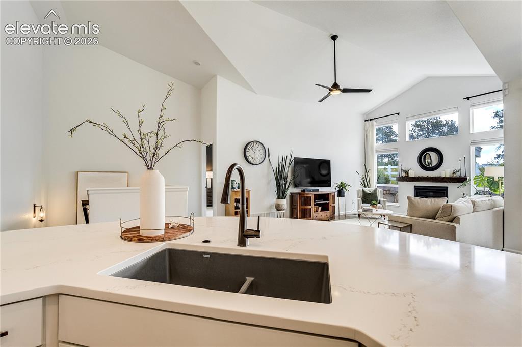 11824 Alydar Loop